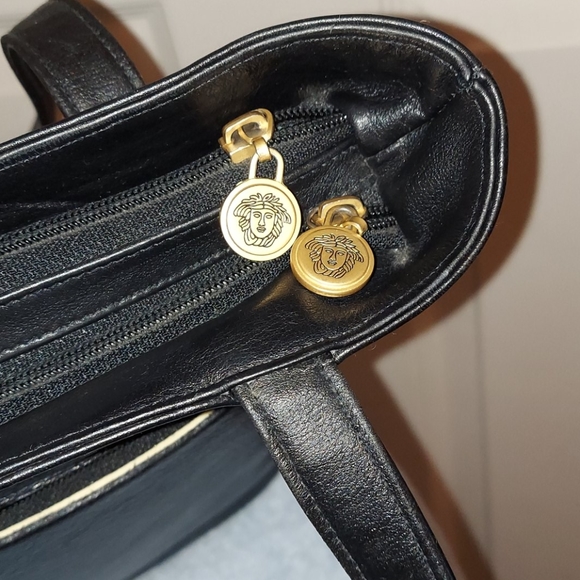 Gianni Versace Bag - Picture 4 of 8